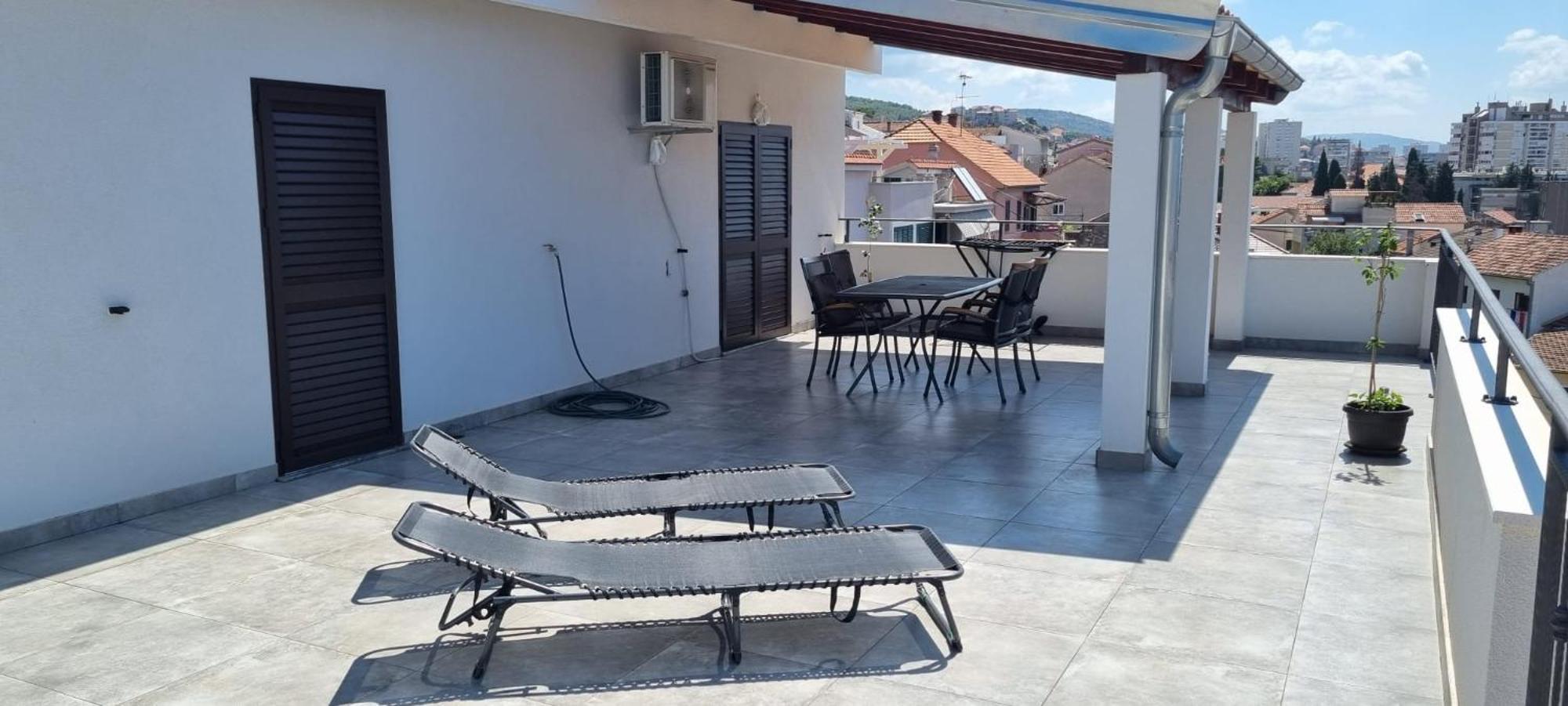 Apartman Bebe In Old Town- With Free Parking Šibenik Exteriör bild