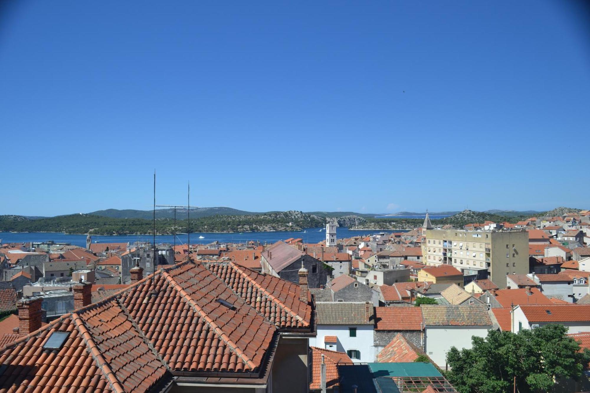 Apartman Bebe In Old Town- With Free Parking Šibenik Exteriör bild