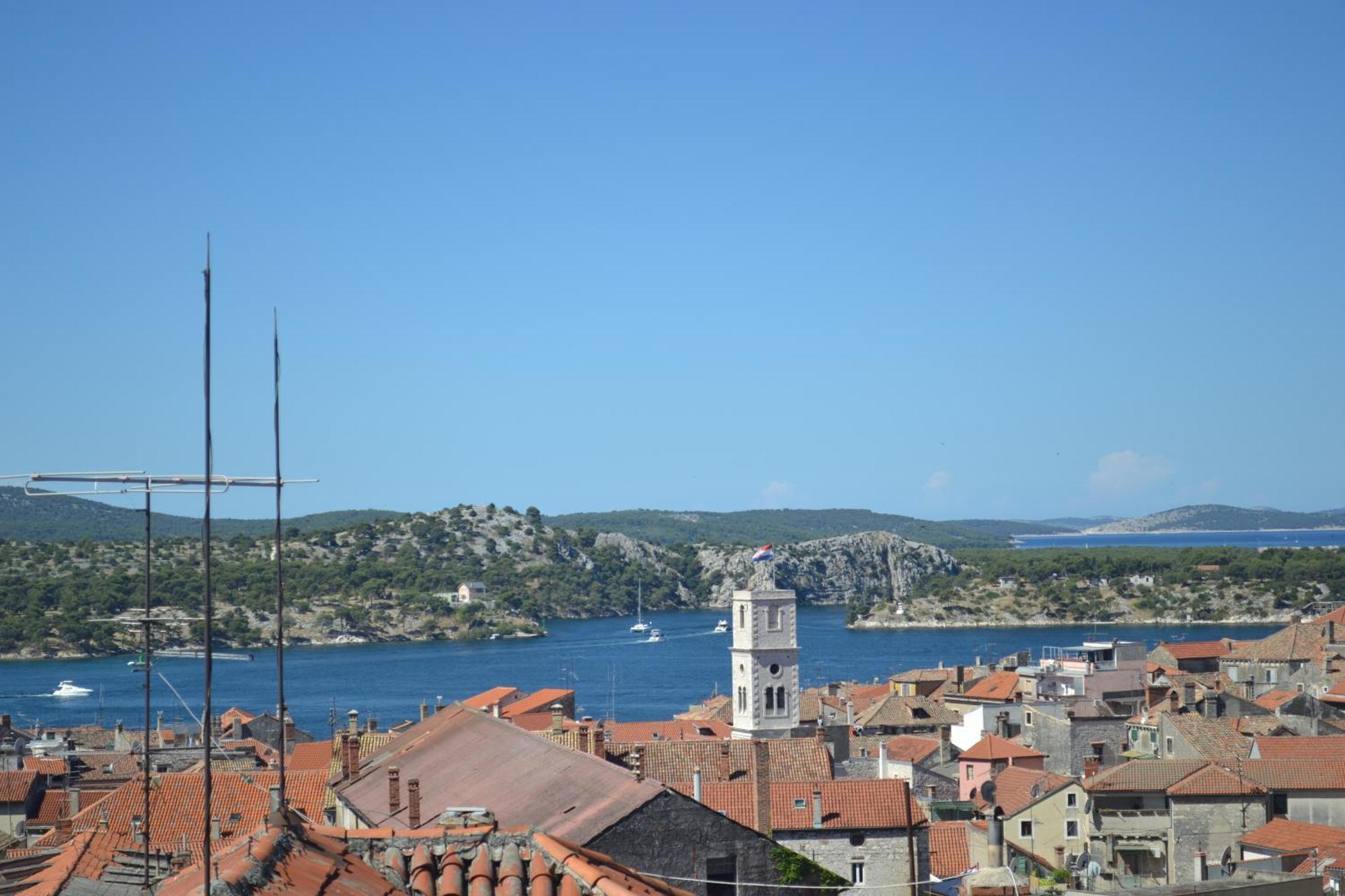 Apartman Bebe In Old Town- With Free Parking Šibenik Exteriör bild