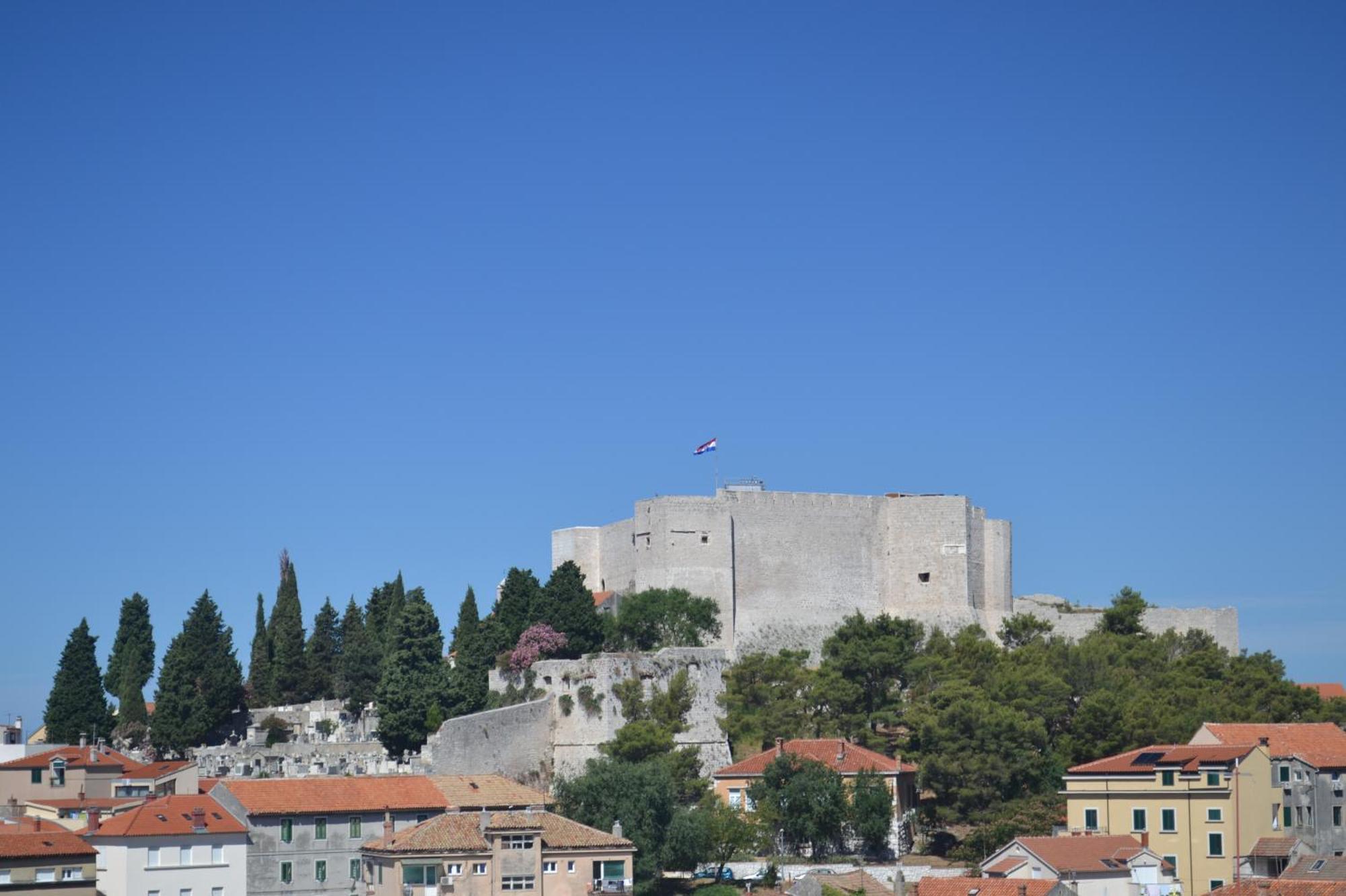 Apartman Bebe In Old Town- With Free Parking Šibenik Exteriör bild