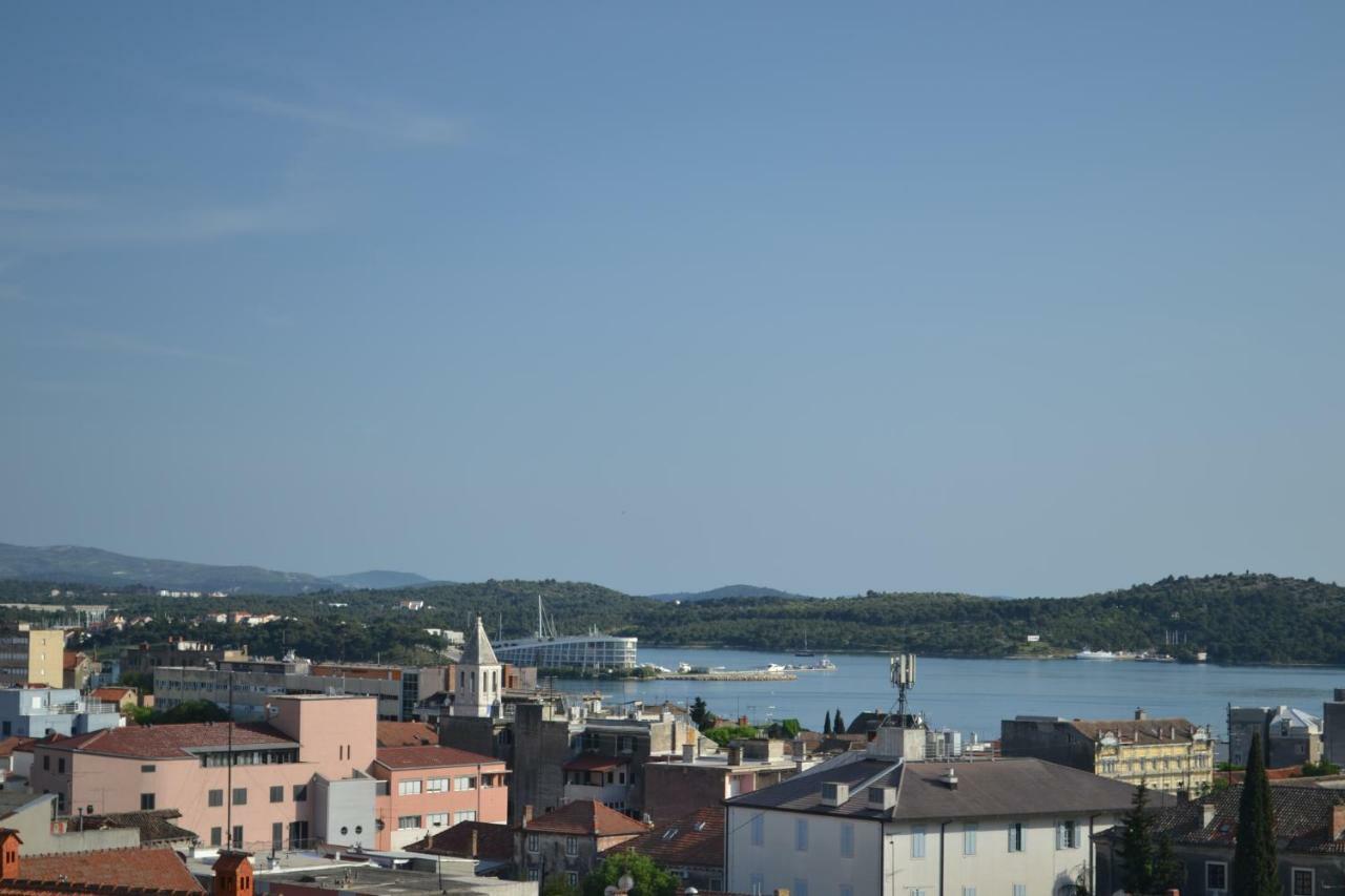 Apartman Bebe In Old Town- With Free Parking Šibenik Exteriör bild